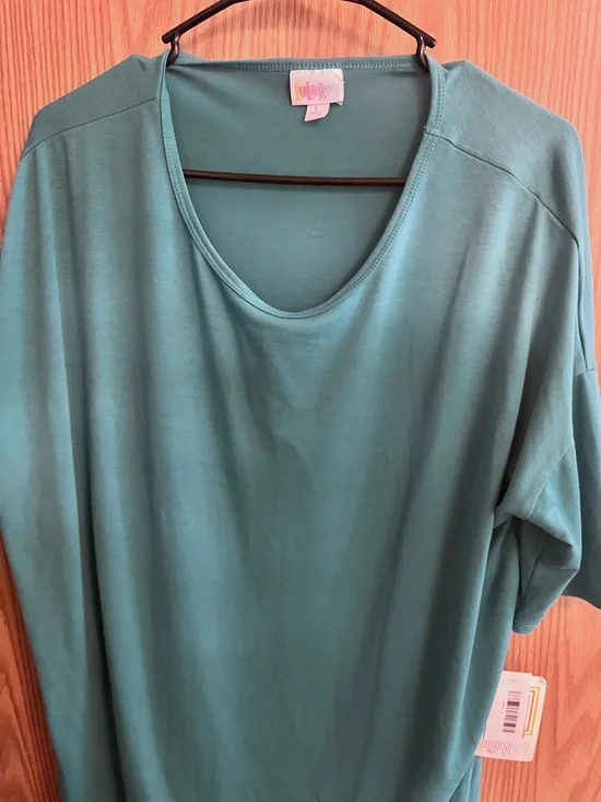 LuLaRoe Teal Scoop Neck Short Sleeve Top - Picture 2 of 5